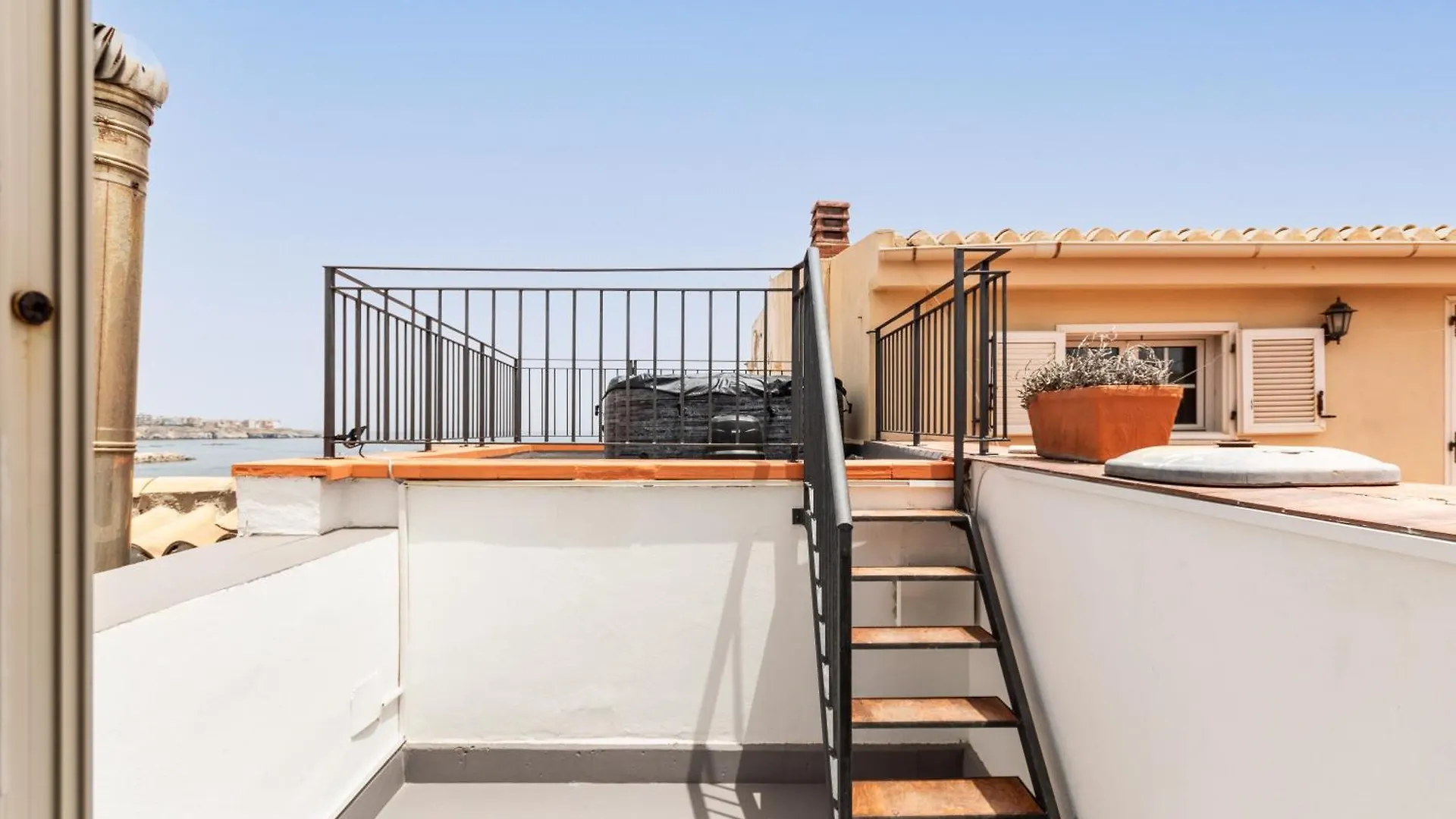 Fronte Mare Apartments & City Views Syracuse