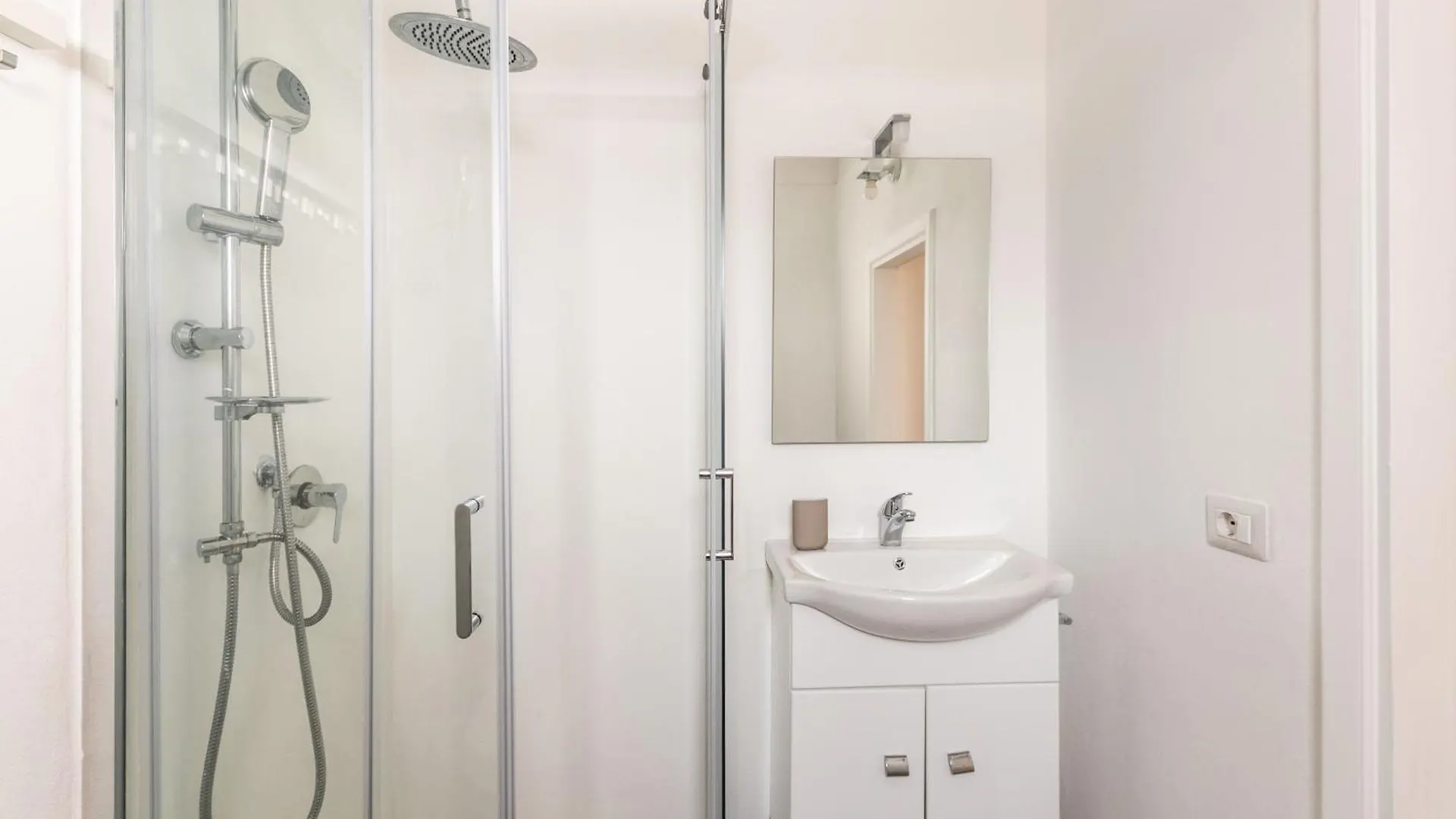 Fronte Mare Apartments & City Views Syracuse