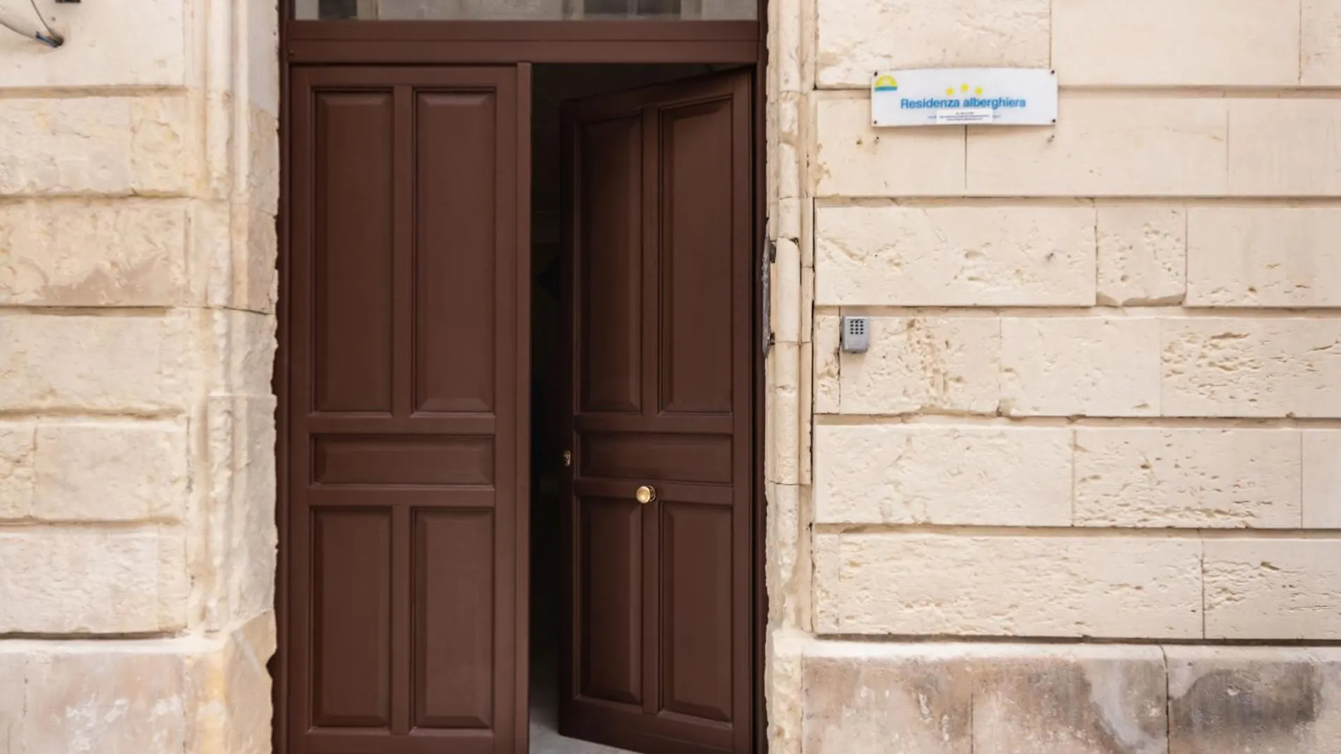 Fronte Mare Apartments & City Views Syracuse 0*,  Italy