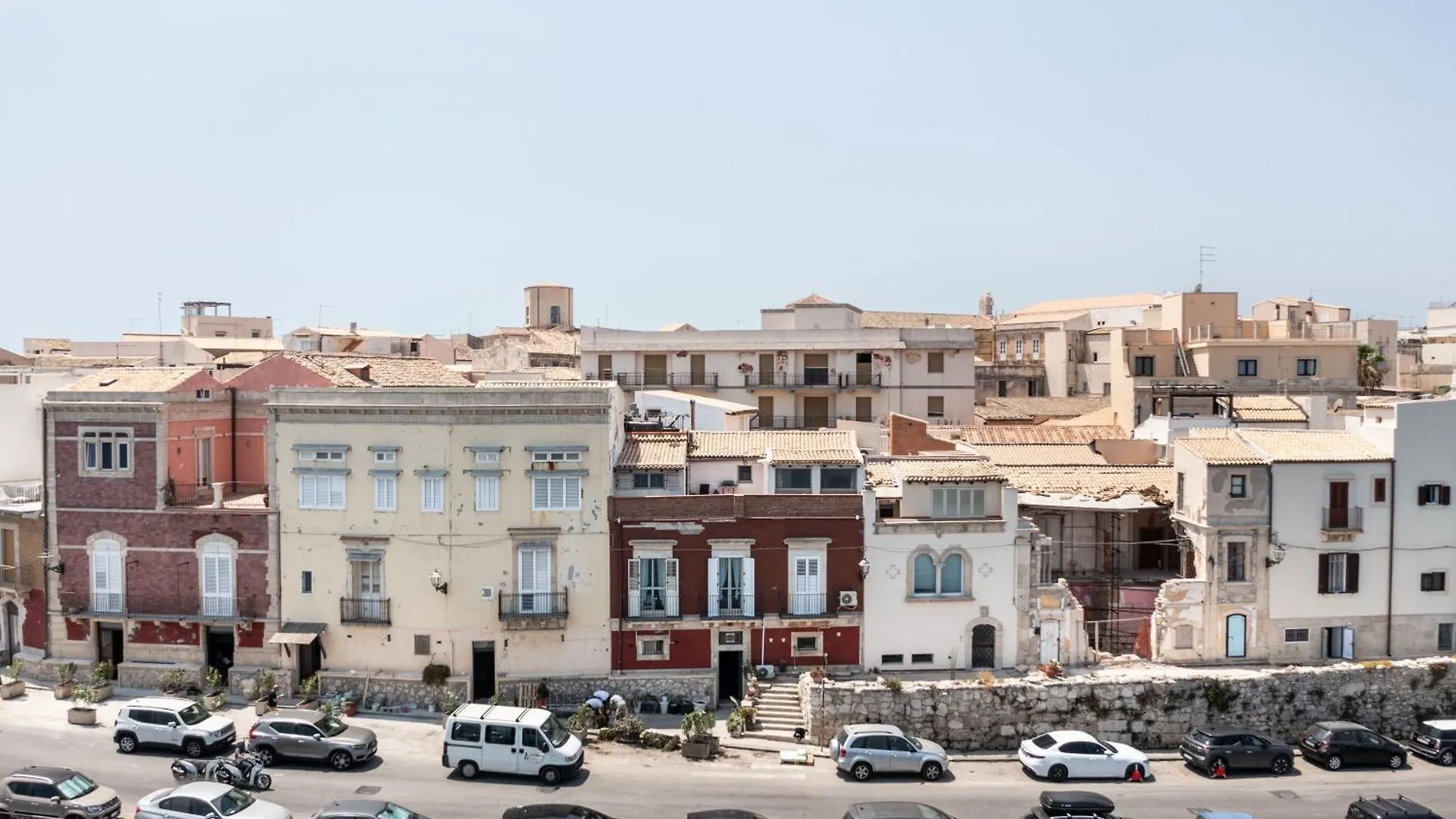 Fronte Mare Apartments & City Views Syracuse 0*,