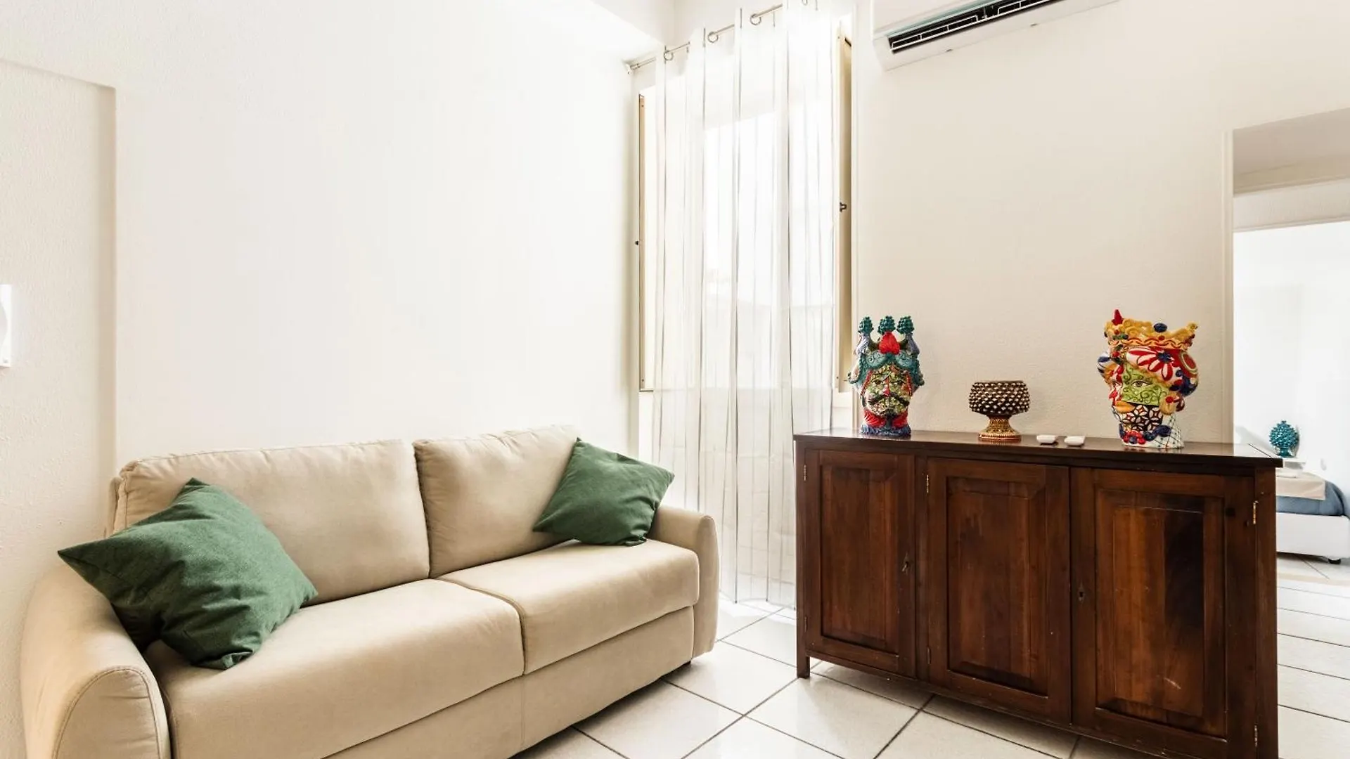 Fronte Mare Apartments & City Views Syracuse 0*,  Italy